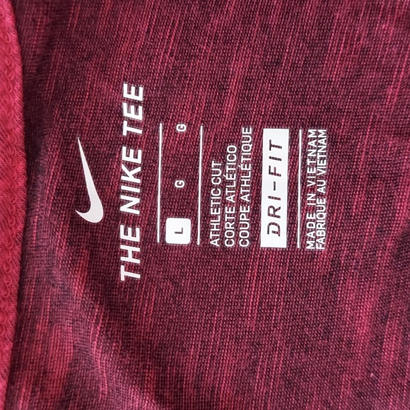 Nike Women's Dri-Fit Short Sleeve T-Shirt NWT, Pink - Picture 4 of 9